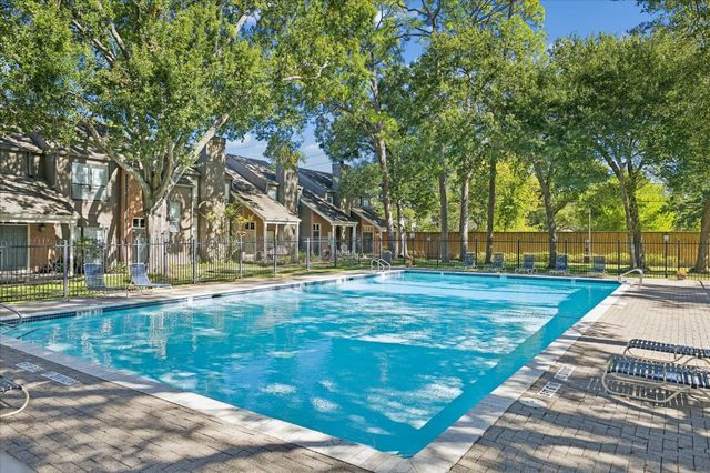 701 Bering Drive 1806, Houston, TX 77057