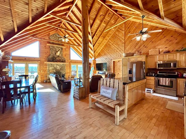 1019 Bridge Hollow Road, Somerset, KY 42503