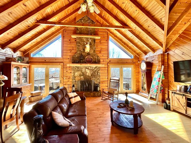1019 Bridge Hollow Road, Somerset, KY 42503