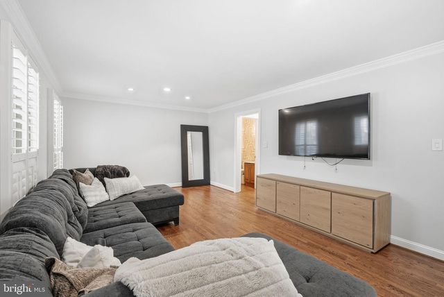 7319 WESTMORE DR, Springfield, VA 22150