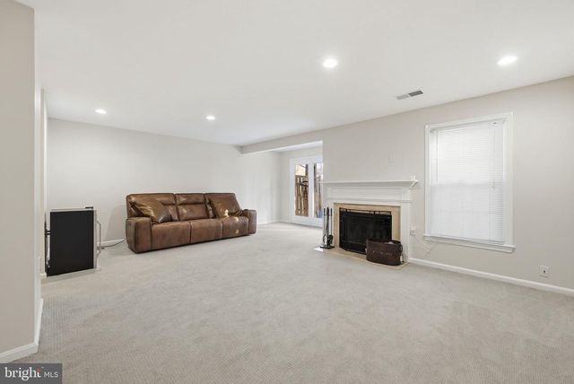 7319 WESTMORE DR, Springfield, VA 22150