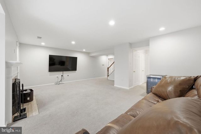 7319 WESTMORE DR, Springfield, VA 22150