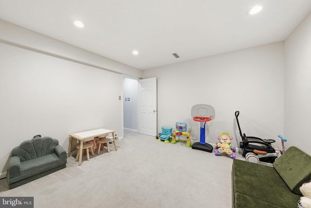 7319 WESTMORE DR, Springfield, VA 22150