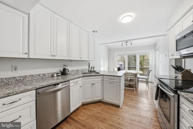 7319 WESTMORE DR, Springfield, VA 22150