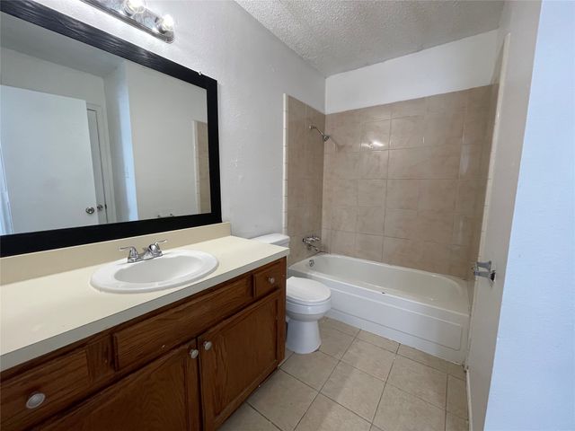 1404 Shufford Street, Irving, TX 75060