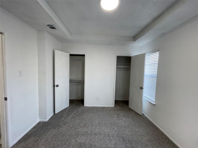 1404 Shufford Street, Irving, TX 75060