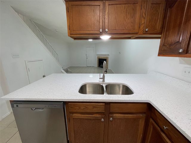 1404 Shufford Street, Irving, TX 75060