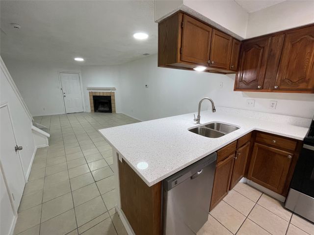 1404 Shufford Street, Irving, TX 75060