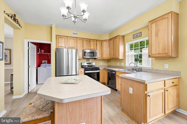 1403 APPLE BLOSSOM WAY, Philadelphia, PA 19111