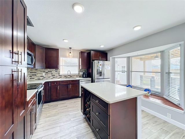 1109 CHAMBORD COURT, Orlando, FL 32825