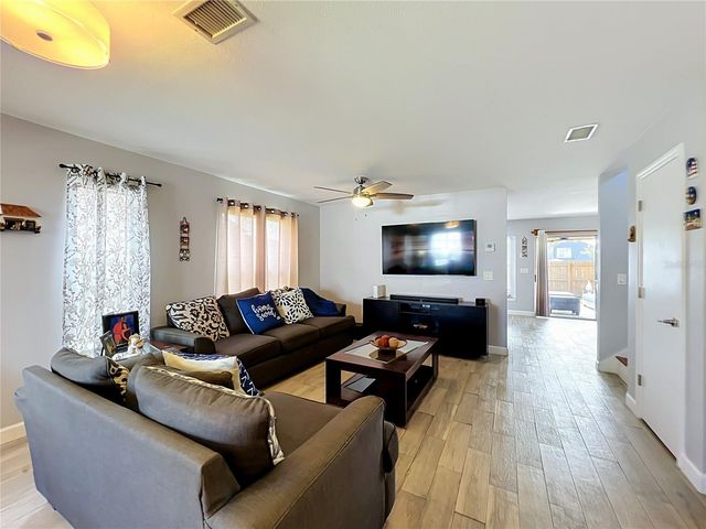 1109 CHAMBORD COURT, Orlando, FL 32825