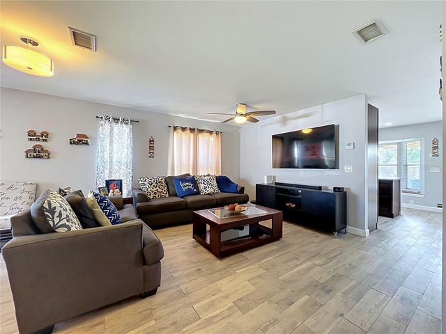 1109 CHAMBORD COURT, Orlando, FL 32825