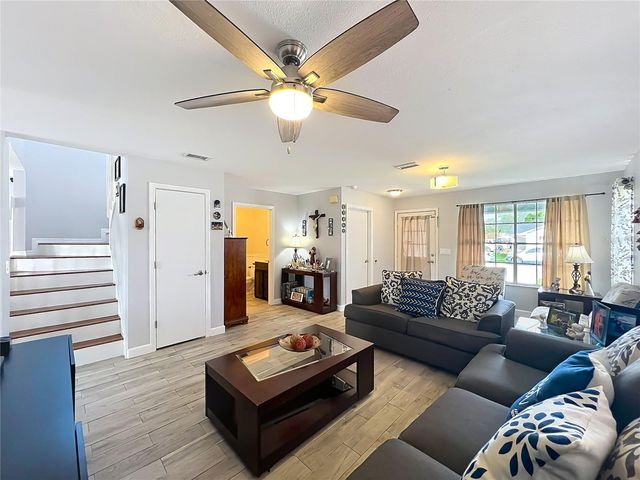 1109 CHAMBORD COURT, Orlando, FL 32825