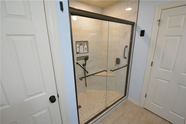 704 McClure Avenue, Lowell, AR 72745