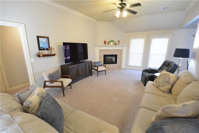 704 McClure Avenue, Lowell, AR 72745