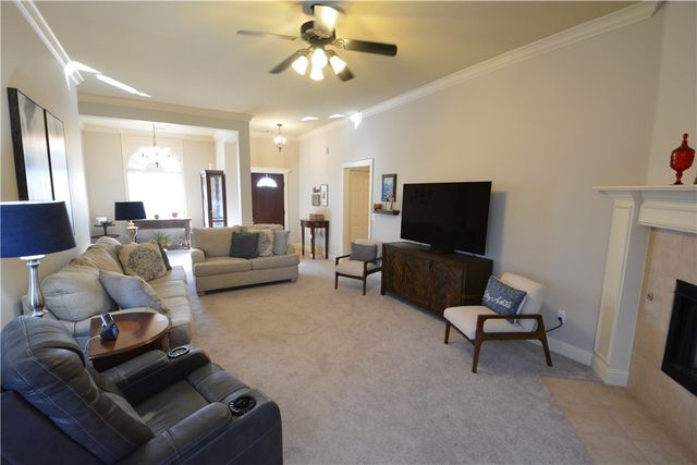 704 McClure Avenue, Lowell, AR 72745