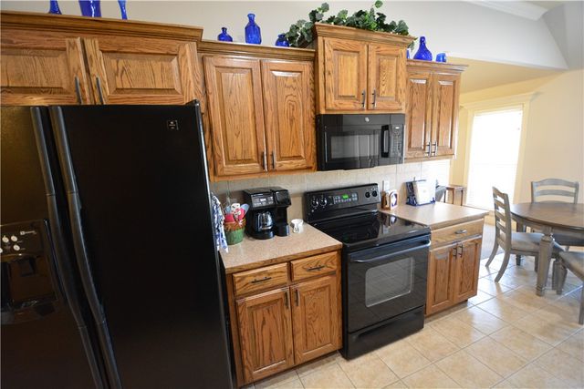 704 McClure Avenue, Lowell, AR 72745