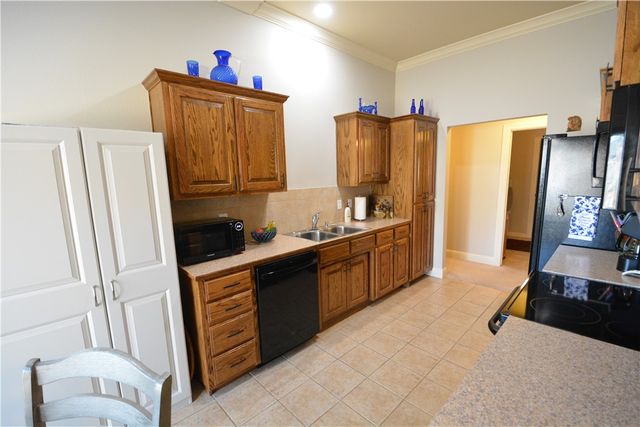 704 McClure Avenue, Lowell, AR 72745