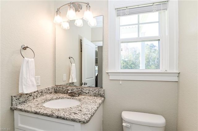 1925 Copeland RD, Suffolk, VA 23434