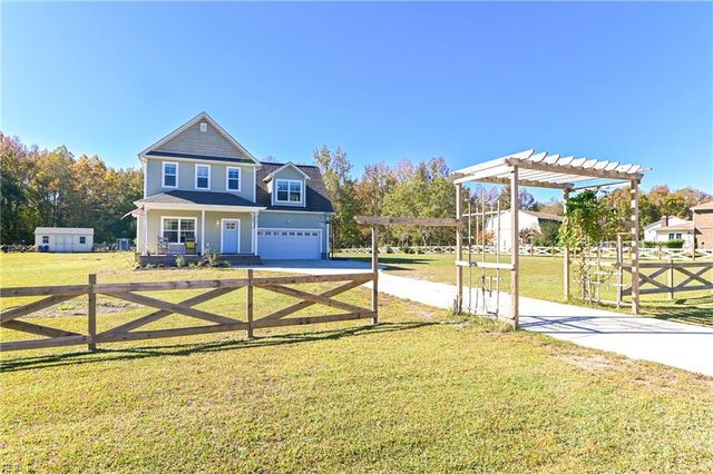 1925 Copeland RD, Suffolk, VA 23434