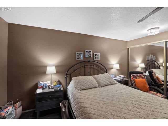 2075 Sw 209TH Ct, Beaverton, OR 97003