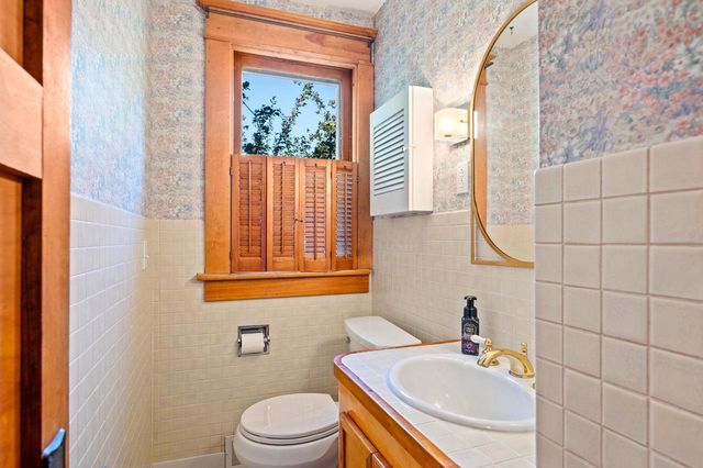 936 MEMORIAL DRIVE, Sturgeon Bay, WI 54235