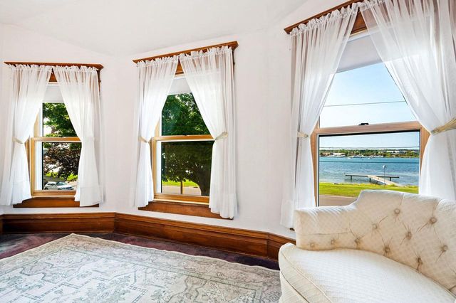 936 MEMORIAL DRIVE, Sturgeon Bay, WI 54235