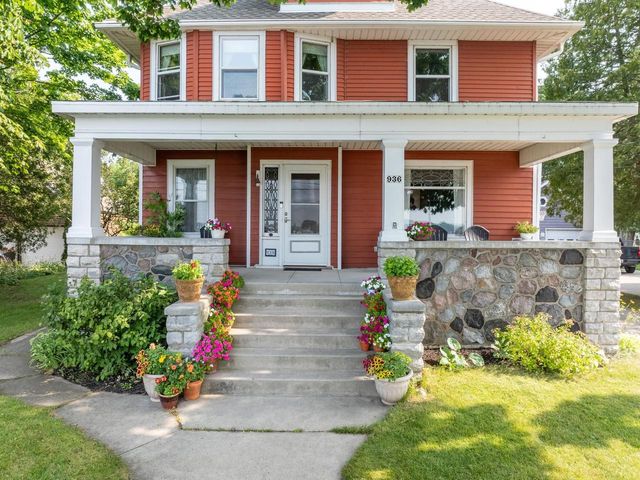 936 MEMORIAL DRIVE, Sturgeon Bay, WI 54235