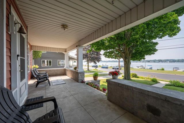 936 MEMORIAL DRIVE, Sturgeon Bay, WI 54235