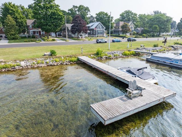 936 MEMORIAL DRIVE, Sturgeon Bay, WI 54235