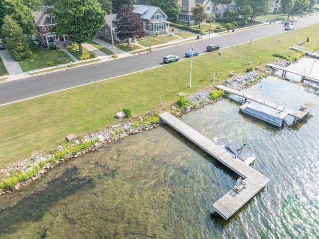 936 MEMORIAL DRIVE, Sturgeon Bay, WI 54235