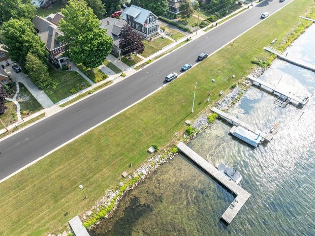 936 MEMORIAL DRIVE, Sturgeon Bay, WI 54235