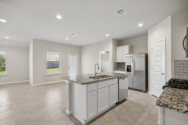 5515 Russett Bay Court, Richmond, TX 77407