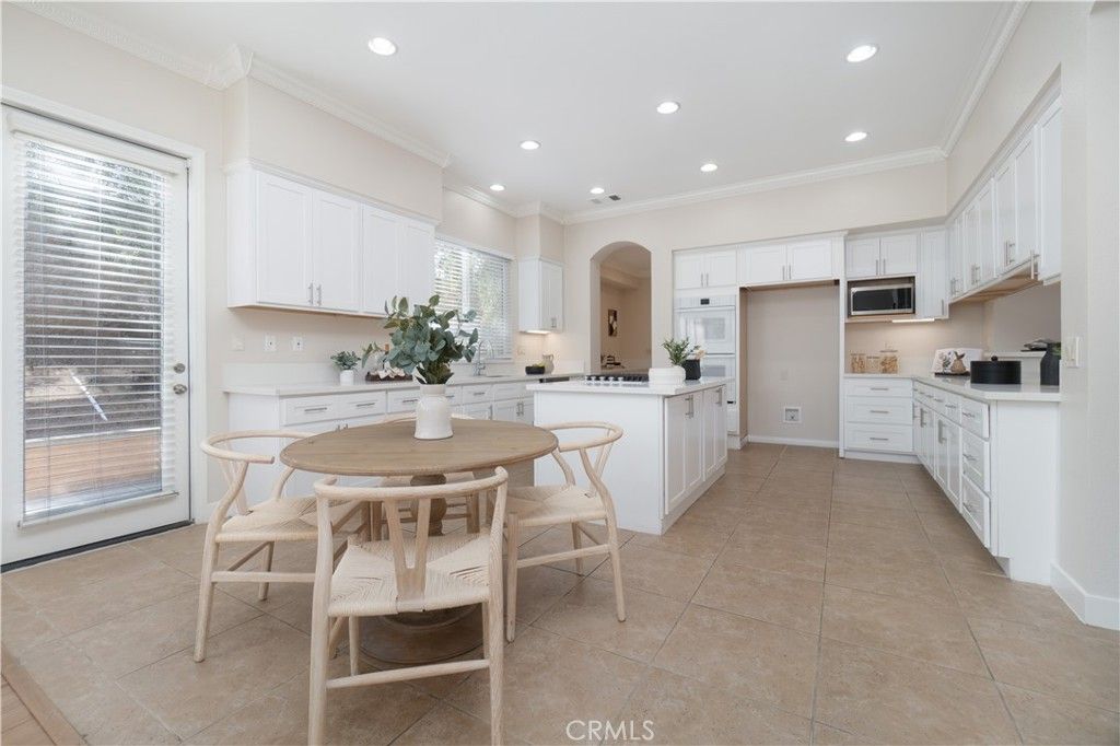 Image 15 of property listing at 495 Ruth, Corona, CA 92879