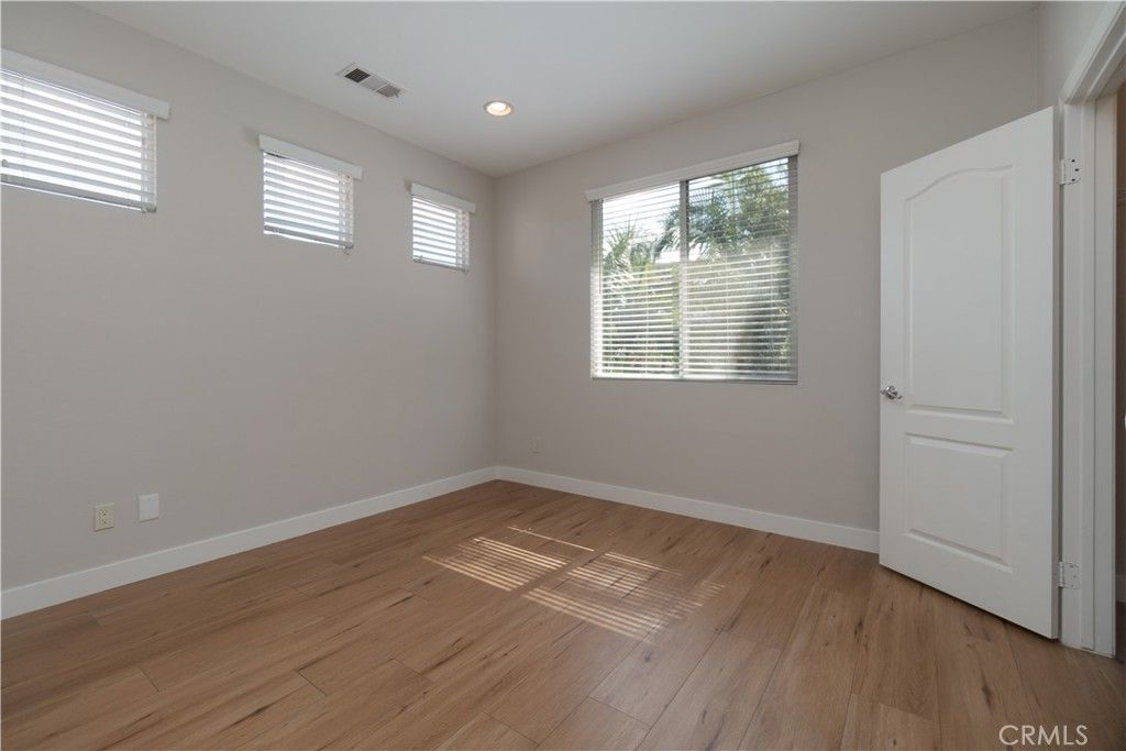 Image 41 of property listing at 495 Ruth, Corona, CA 92879