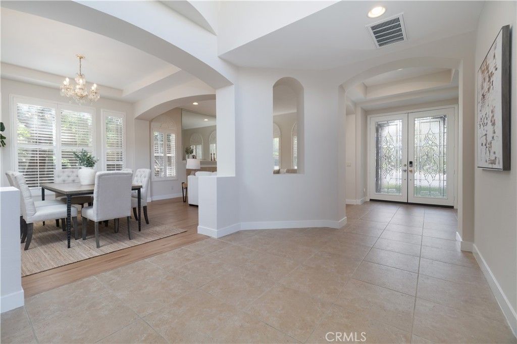 Image 7 of property listing at 495 Ruth, Corona, CA 92879