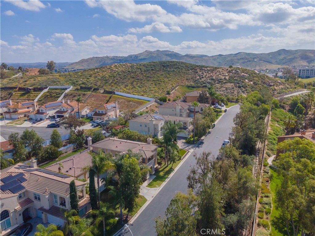 Image 73 of property listing at 495 Ruth, Corona, CA 92879