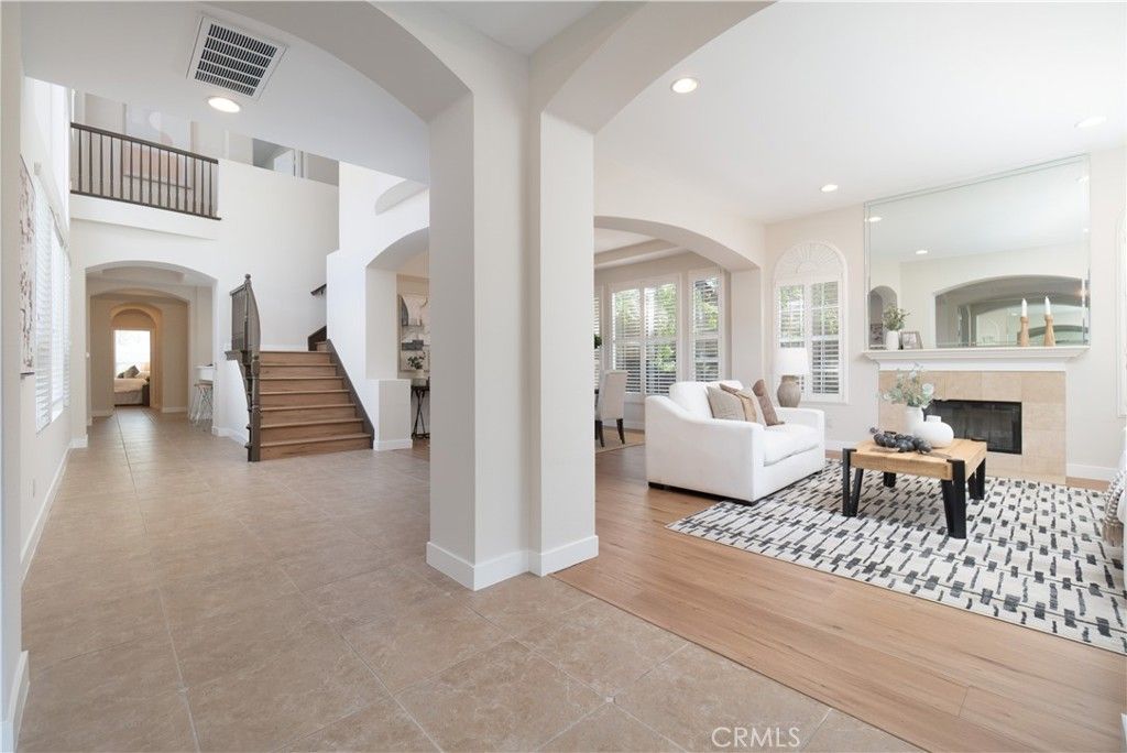 Image 8 of property listing at 495 Ruth, Corona, CA 92879