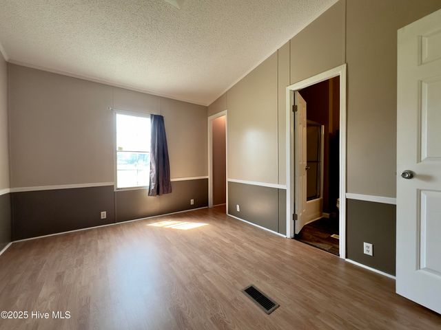 265 Colonial Landing Road SE, Bolivia, NC 28422