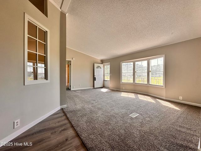 265 Colonial Landing Road SE, Bolivia, NC 28422