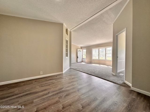 265 Colonial Landing Road SE, Bolivia, NC 28422