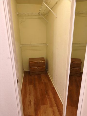 517 Southwest Parkway 203, College Station, TX 77840