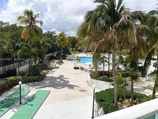 100 Bayview Drive 217, Sunny Isles Beach, FL 33160
