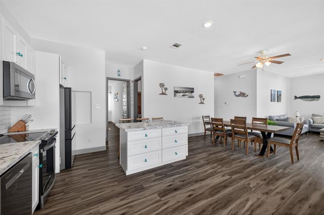 1410 Gulf, Crystal Beach, TX 77650