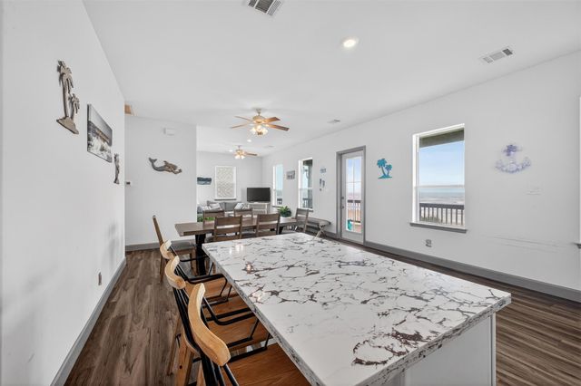 1410 Gulf, Crystal Beach, TX 77650