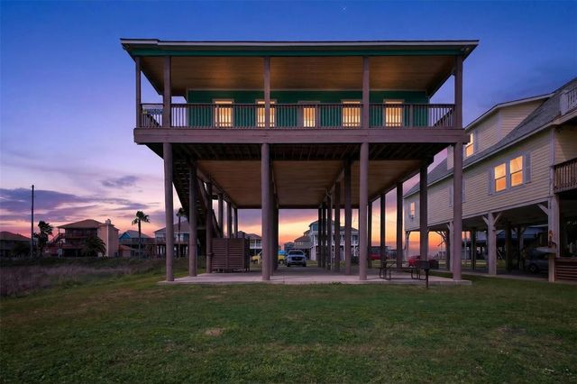 1410 Gulf, Crystal Beach, TX 77650