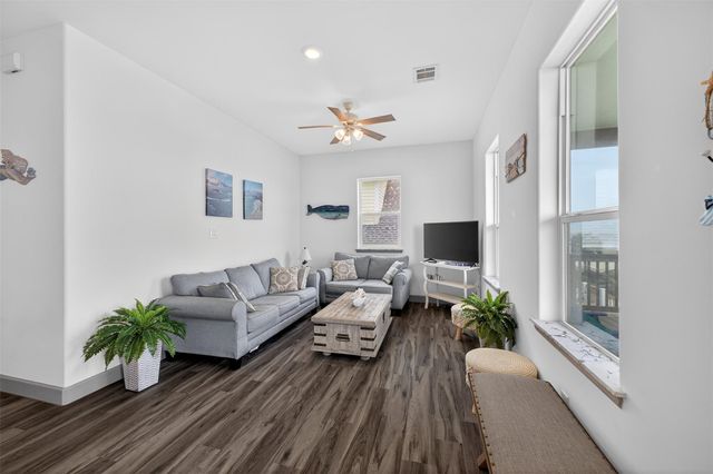 1410 Gulf, Crystal Beach, TX 77650