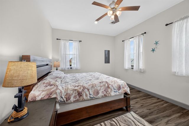 1410 Gulf, Crystal Beach, TX 77650