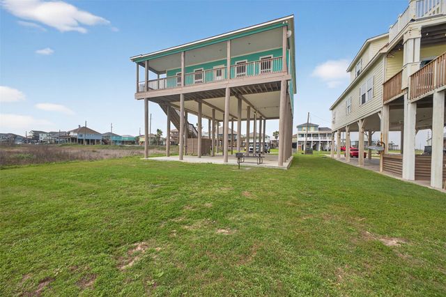 1410 Gulf, Crystal Beach, TX 77650