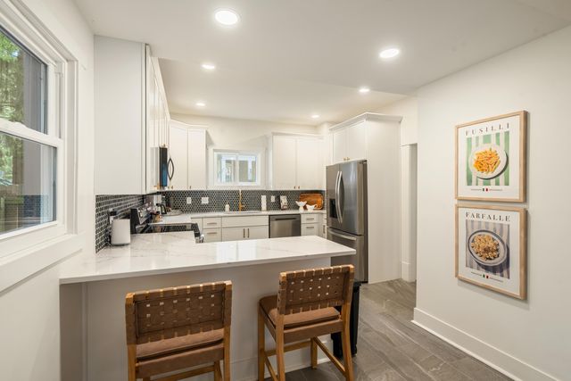 103 Oak Hill Avenue, Delaware, OH 43015